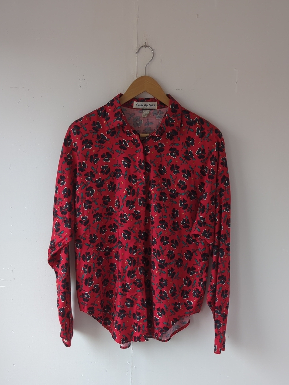 Vintage Cambridge Spirit Red Floral Button-Up Blouse with Black Floral Print